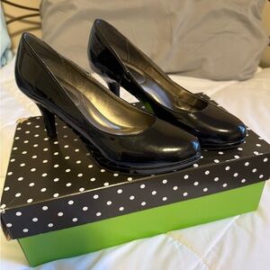 Kelly & Katie Black Patent Mid-Heel Pumps